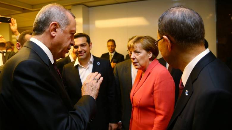 Π.Βαλασόπουλος: Η Τουρκία ετοιμάζεται να ακυρώσει τη συμφωνία για το προσφυγικό (vid)