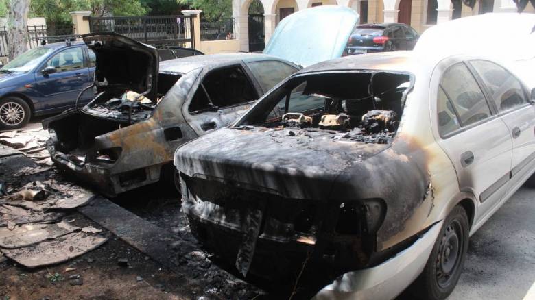 Επίθεση με μολότοφ στη Μονή Πετράκη