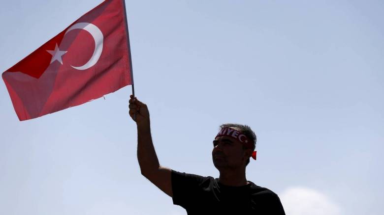 Τουρκία: Υπό κράτηση 10 ξένοι υπήκοοι για συμμετοχή στο αποτυχημένο πραξικόπημα
