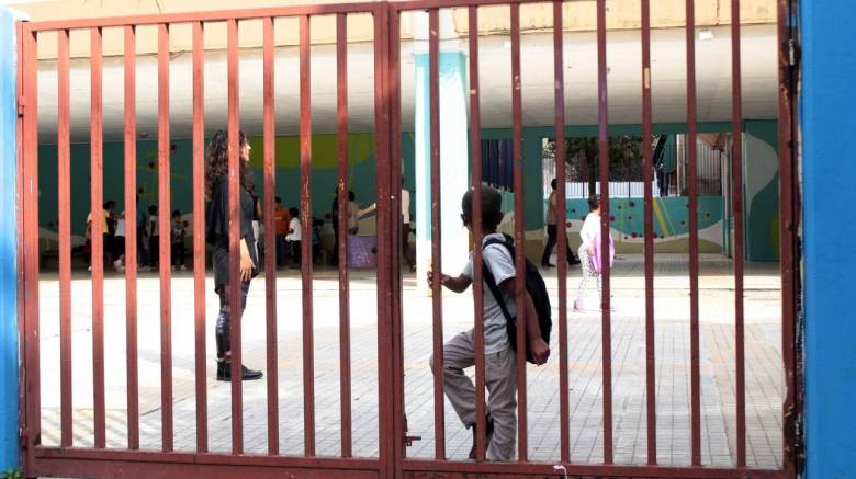 Δεν πέρασε το λουκέτο για τα προσφυγόπουλα σε σχολείο της Θεσσαλονίκης