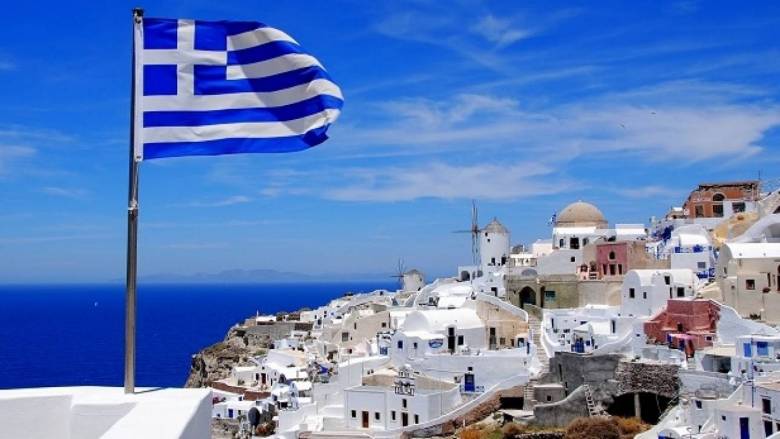 ΦΠΑ στον τουρισμό: Ανησυχούν οι επαγγελματίες για το ενδεχόμενο νέας άυξησης