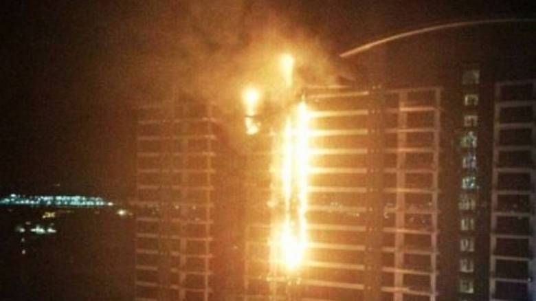 Πυρκαγιά σε ξενοδοχείο στο Ντουμπάι (vids)