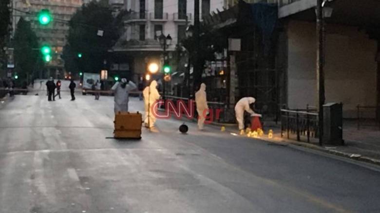 «Μαθητές τρομοκράτες» πίσω από τη βόμβα στο Υπουργείο Εργασίας;