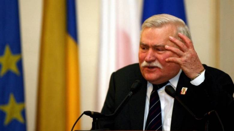 Πολωνία: Συνεργάτης της μυστικής υπηρεσίας ο Λεχ Βαλέσα