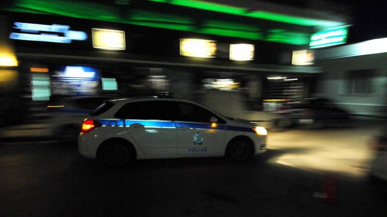 Ανθρώπινα οστά βρέθηκαν σε μπανιέρα ακατοίκητου σπιτιού στα Πατήσια