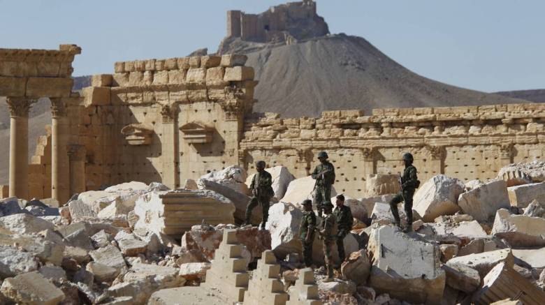 «Δικοί μας στρατιωτικοί σύμβουλοι σχεδίασαν την ανακατάληψη της Παλμύρας», λέει η Ρωσία