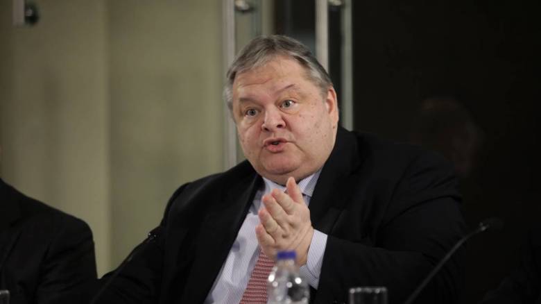 Βενιζέλος: Πρέπει να ηττηθεί ο ΣΥΡΙΖΑ