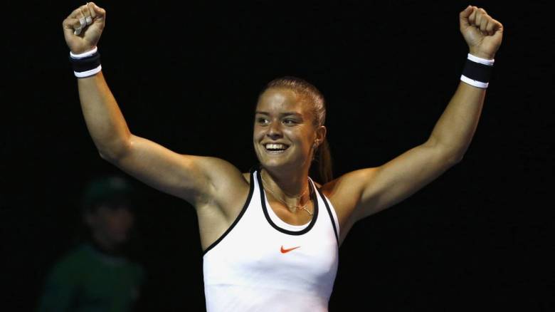 Τέννις: Με φόρα μπήκε η Μαρία Σάκκαρη στο Τσάρλεστον (vid)