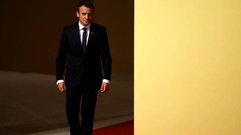 Ένα ταξίδι στο Λας Βέγκας προκαλεί «πονοκέφαλο» στον Μακρόν