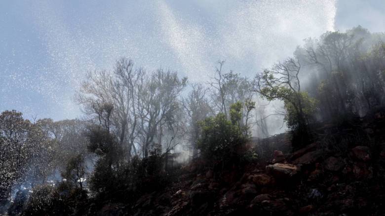 Πύρινος εφιάλτης στην Ζάκυνθο (pics)