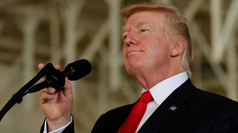 Τραμπ: Επικίνδυνο το πρόγραμμα παροχής βοήθειας στους Σύρους αντάρτες