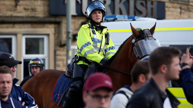Πέθανε ο 40χρονος που τον μαχαίρωσαν στον σταθμό Plymouth στη Βρετανία (vid)