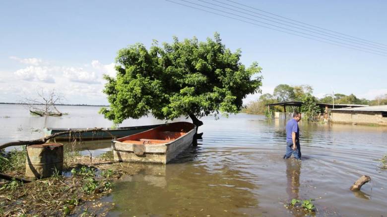 «Φονικές» πλημμύρες στο βορειοανατολικό Ιράν