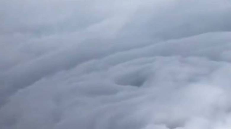 Ίρμα: «Κυνηγοί καταιγίδων» κατέγραψαν το μάτι του τυφώνα (Vid)