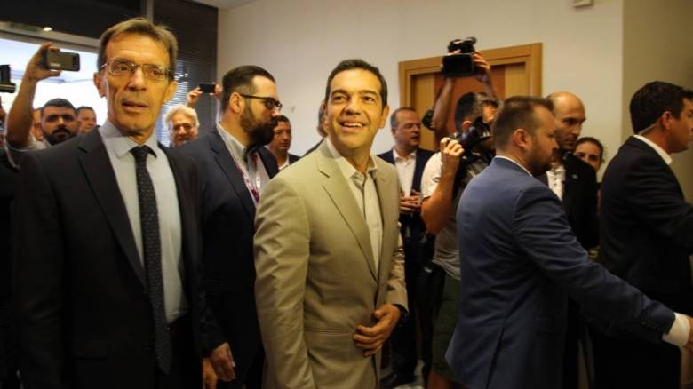 Έφτασε στη ΔΕΘ ο Τσίπρας (pics)