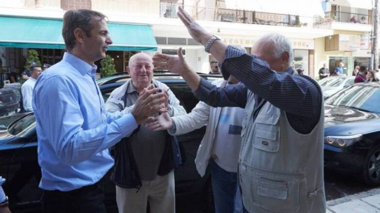 Το σκυλάκι που ξετρέλανε τον Μητσοτάκη, το γλυκό του κουταλιού και οι... Έλληνες «κομάντο» (pics)