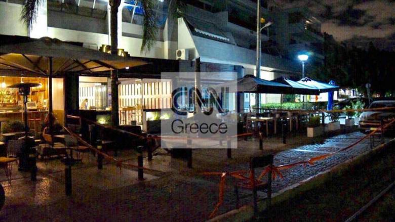 Αυτόπτης μάρτυρας αφηγείται στο CNN Greece πώς ξεκίνησε το πιστολίδι στο μπαρ της Γλυφάδας