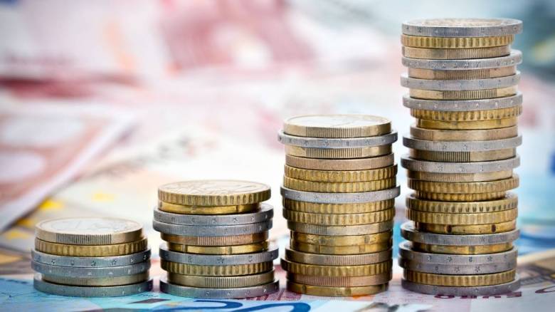 Φορολογία και Εισόδημα Αλληλεγγύης ξανά στο στόχαστρο των θεσμών