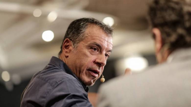 Θεοδωράκης: Στοίχημα ότι στις επόμενες εκλογές ο Καμμένος θα κατεβεί υποψήφιος με τον ΣΥΡΙΖΑ