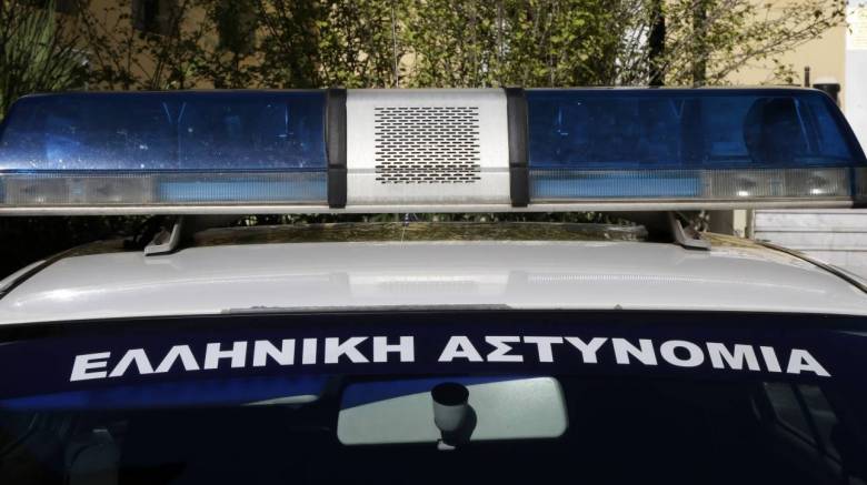 Συναγερμός στο κέντρο της Αθήνας από εγκαταλελειμμένο σακίδιο