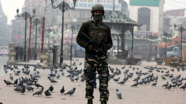 Στο εδώλιο στρατιώτης που σχεδίαζε να σκοτώσει πολιτικούς που στήριζαν πρόσφυγες