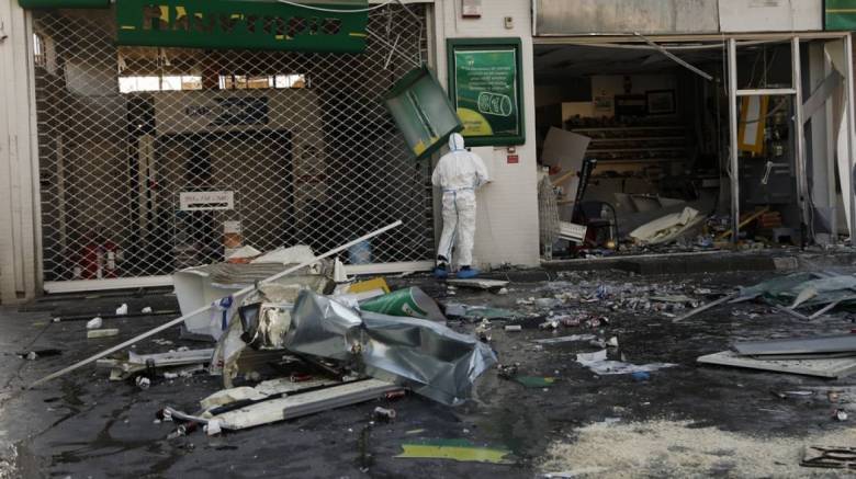 Έκρηξη σε πρατήριο: Βρέθηκε κρατήρας, την υπόθεση αναλαμβάνει το Τμήμα Δίωξης εκβιαστών