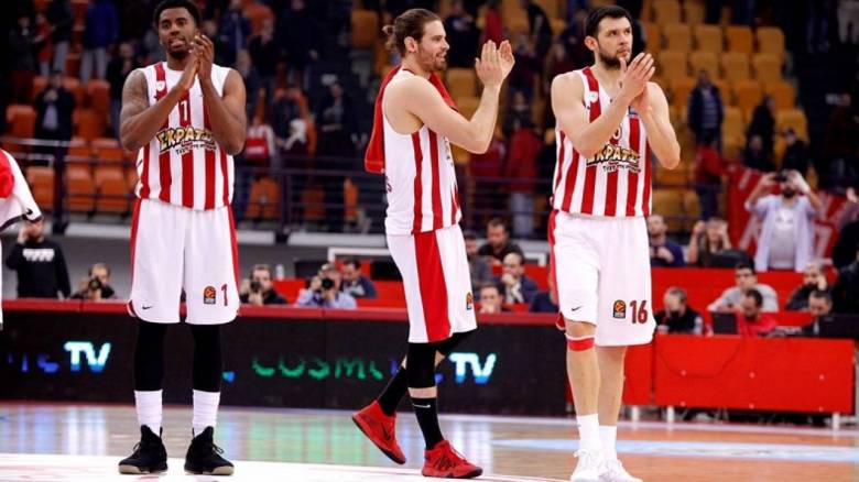 Euroleague: Έπιασε την ΤΣΣΚΑ Μόσχας στην κορυφή ο Ολυμπιακός (video)