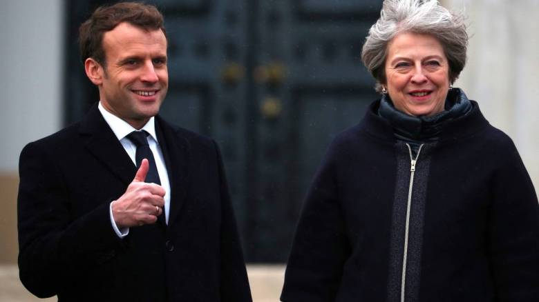 Γαλλία και Βρετανία υπέγραψαν μια νέα συμφωνία για τον έλεγχο των συνόρων και της μετανάστευσης