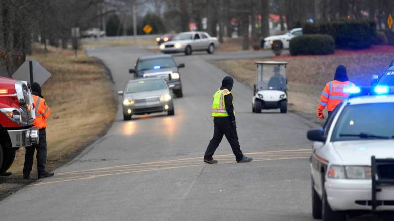 Ένα δωδεκάχρονο κορίτσι συνελήφθη μετά το περιστατικό πυροβολισμών σε σχολείο στο Λος Άντζελες