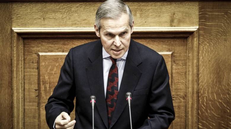 Αντιδράσεις για τις δηλώσεις του Θ. Δαβάκη - Ο ΣΥΡΙΖΑ ζητά παρέμβαση Μητσοτάκη