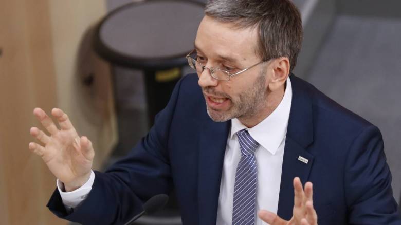 Αυστρία: Θα διατηρηθούν οι συνοριακοί έλεγχοι για ακόμη έξι μήνες