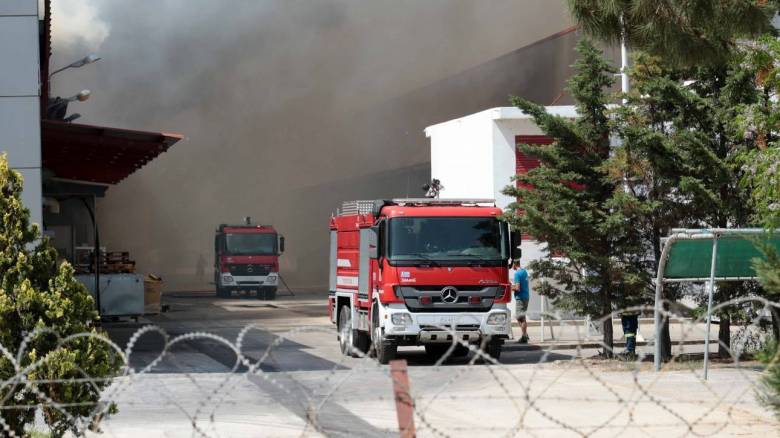 Φωτιά σε εργοστάσιο στον Ασπρόπυργο