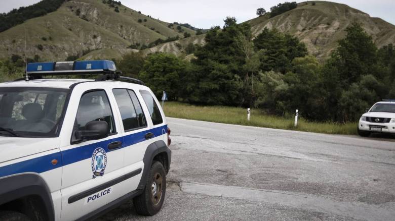 Θεσσαλονίκη: Οδηγός απανθρακώθηκε μέσα στο φλεγόμενο αυτοκίνητό του