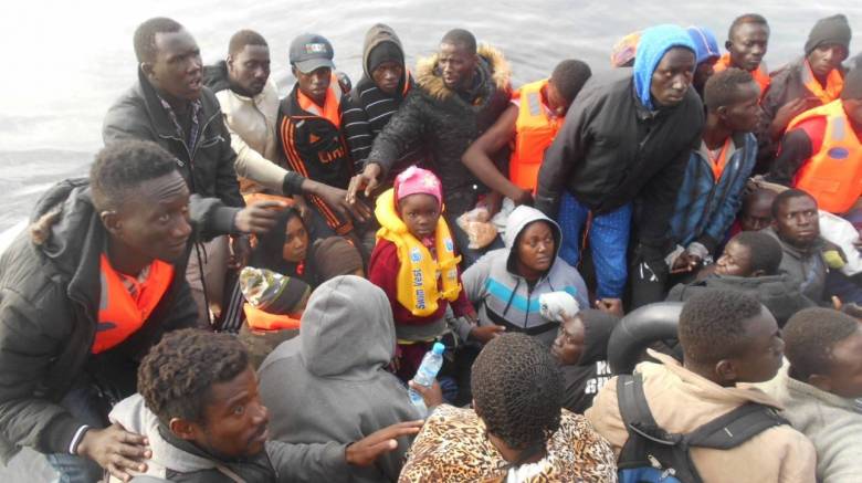 Πολύνεκρο ναυάγιο με πρόσφυγες ανοικτά της Κύπρου