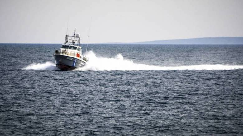 Οινούσσες: «Πάλευα μέσα στη θάλασσα για 14 ώρες», περιγράφει διασωθέντας