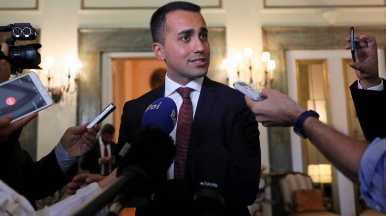 Ντι Μάιο: Θα σταματήσει η λειτουργία των εμπορικών κέντρων τις Κυριακές