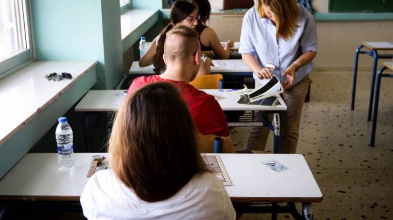 Πανελλαδικές 2018: Ξεκινούν σήμερα οι εγγραφές των επιτυχόντων στην τριτοβάθμια εκπαίδευση