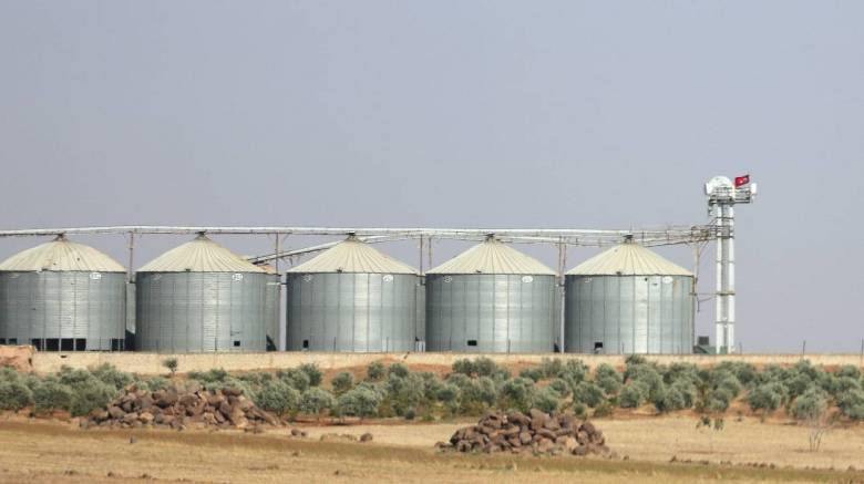 Η Άγκυρα στέλνει νέες στρατιωτικές ενισχύσεις στην Ιντλίμπ