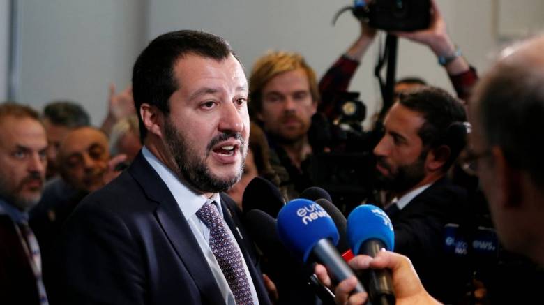 Σαλβίνι: Δεν θα αλλάξουμε τον προϋπολογισμό επειδή το θέλουν οι αγορές