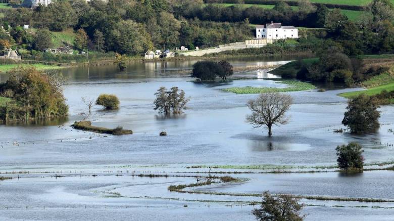 Βρετανία: Εκατομμύρια θύματα φυσικών καταστροφών δεν λαμβάνουν καμία βοήθεια