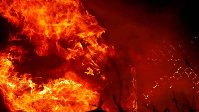 Δραματική η κατάσταση στην Καλιφόρνια: Τρία μέτωπα φωτιάς, 23 νεκροί, χιλιάδες στρέμματα καμένης γης