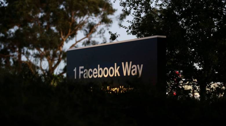 Αναστάτωση στα γραφεία του Facebook λόγω απειλής για βόμβα