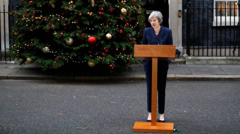 Μέι για πρόταση μομφής: Θα δώσω μάχη με όλες μου τις δυνάμεις