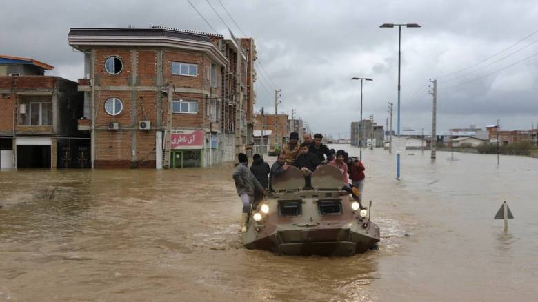 Ιράν: 18 νεκροί και 68 τραυματίες από τις σαρωτικές πλημμύρες (pics)