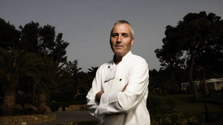 Πέθανε πολυβραβευμένος Έλληνας σεφ