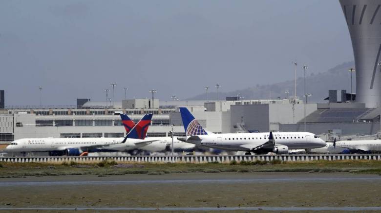 Καναδάς: Απαγορεύεται η χρήση κάνναβης σε… πιλότους έως και 28 ημέρες πριν αναλάβουν υπηρεσία