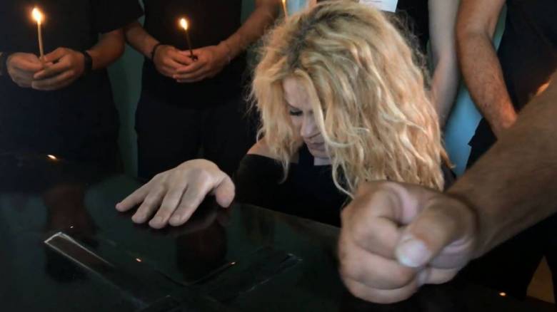 Βίντεο για τα τροχαία στην Ελλάδα συγκλονίζει: «Έχεις πάει σε κηδεία 20χρονου;»