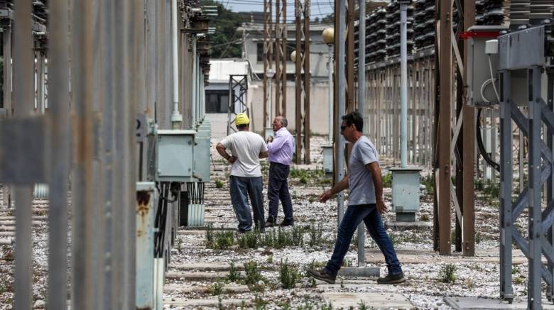 Στο «κόκκινο» λειτουργεί το δίκτυο της ΔΕΗ