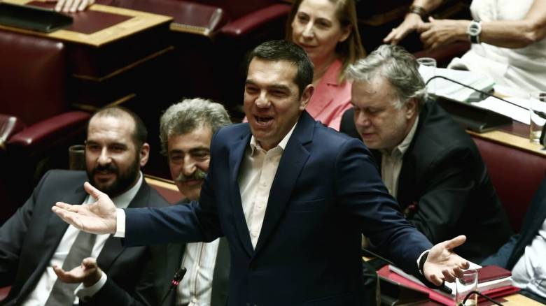 «Βολές» Τσίπρα κατά Μητσοτάκη για την αντικατάσταση της Βασιλικής Θάνου