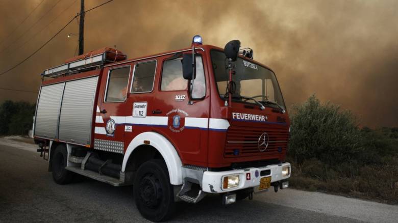 Τρία πύρινα μέτωπα στην Αχαΐα